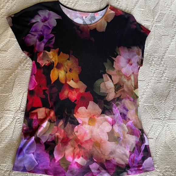 Ted Baker floral top, great condition - Picture 1 of 6